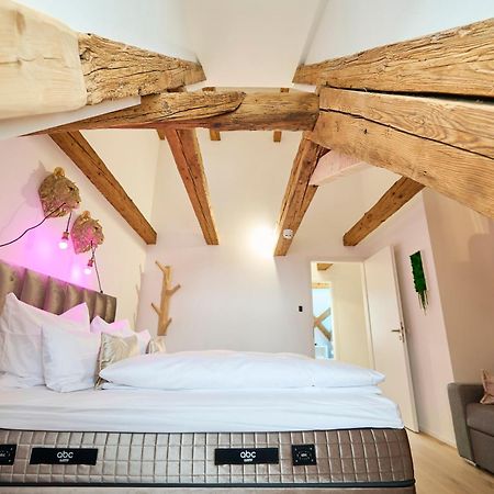דירות מרקדורף Wood World Luxury - Massage - Bergblick - Tranpolin- Parken מראה חיצוני תמונה