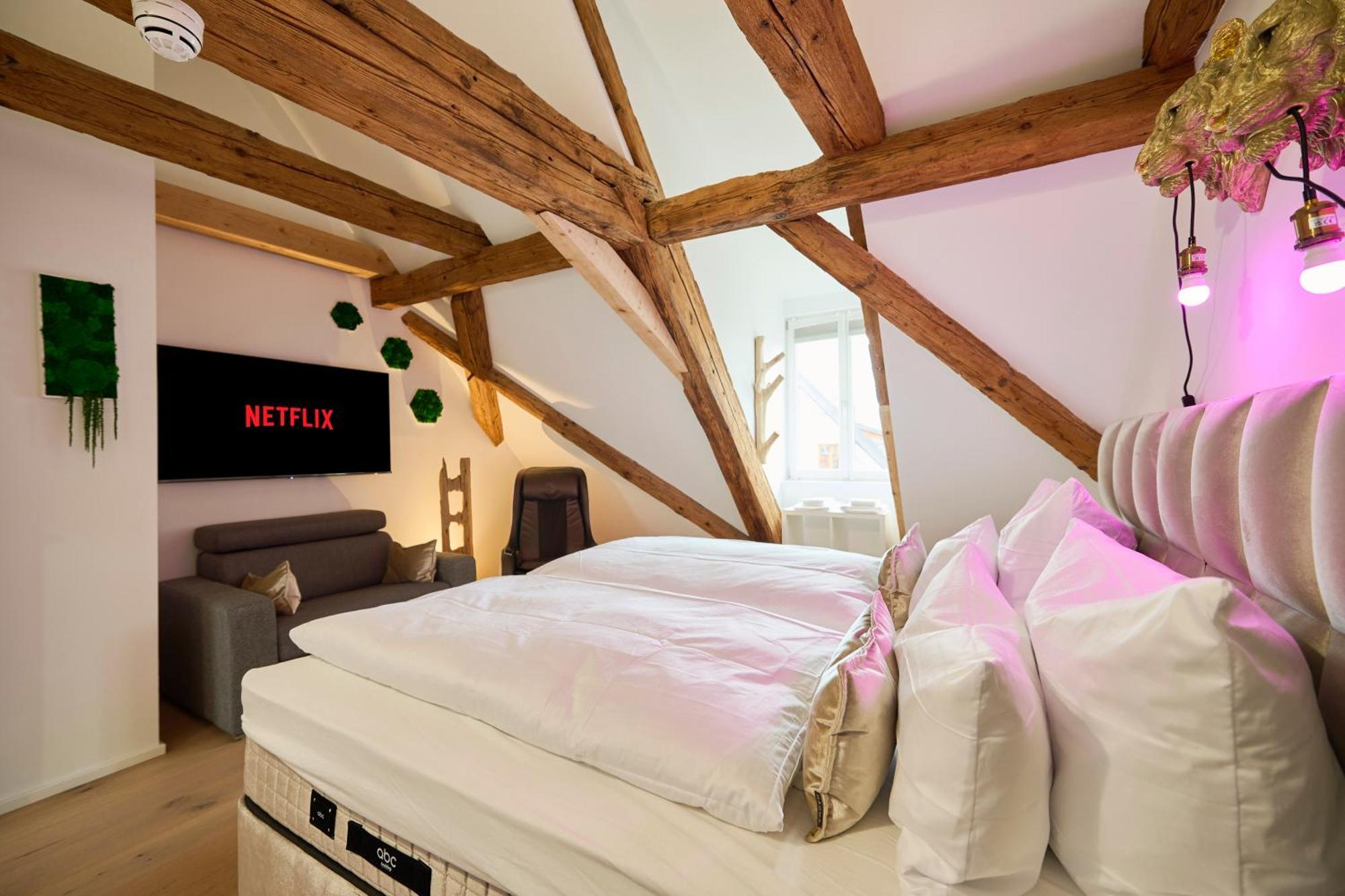 דירות מרקדורף Wood World Luxury - Massage - Bergblick - Tranpolin- Parken מראה חיצוני תמונה